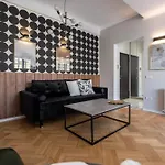 Rigas29 - Urbannest Апартаменти *